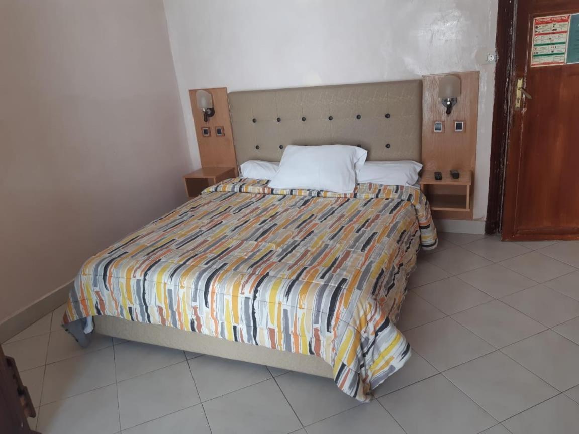Hotel Velleda ราบัต ภายนอก รูปภาพ